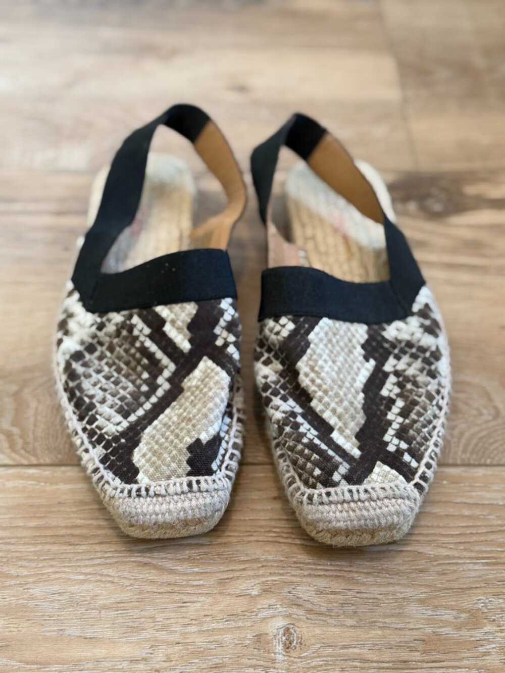 Castañer Slingback Espadrilles in Snakeskin Print size 9.5